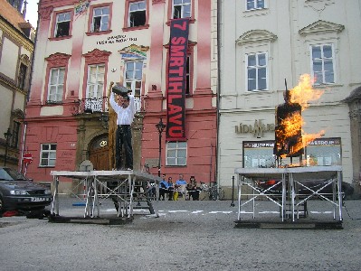 Execution on Zelný trh Brno 2004 - In honor to burned to death, with Vladimir Hauser and Pavel Fajt