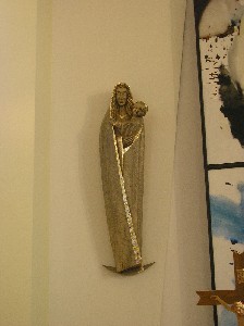 Kaple sv. Ducha Milokošť P. Marie a Ukřižovaný Ježíš
