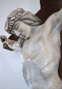 Crucified - 2003, lime, 190 cm 